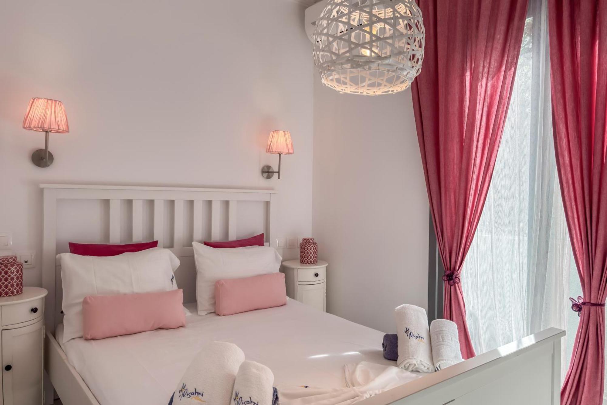 Alisahni Villa & Suite Káto Darátsos Eksteriør bilde